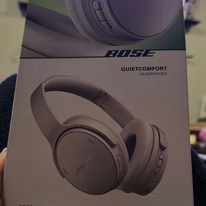 Bose QuietComfort Headphones - Sandstone - Brand New